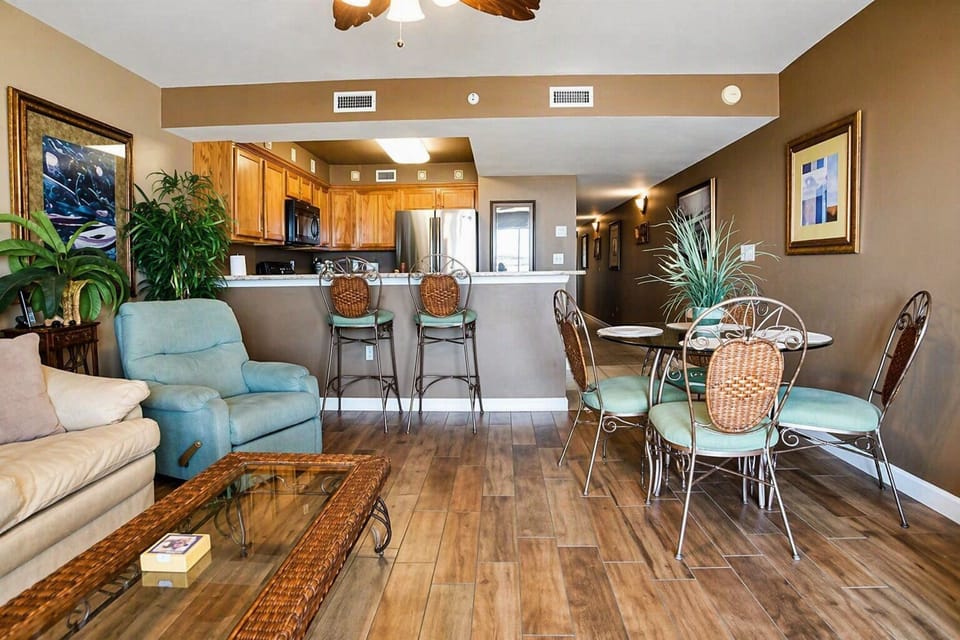 Spacious Open Floorplan – Enjoy a welcoming living room, dining area, and fully equipped kitchen all in one open space—perfect for family meals, games, and making vacation memories together