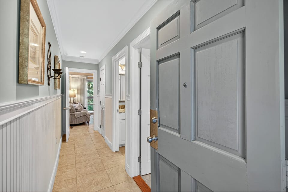 Entryway - Lets walk thorugh!
