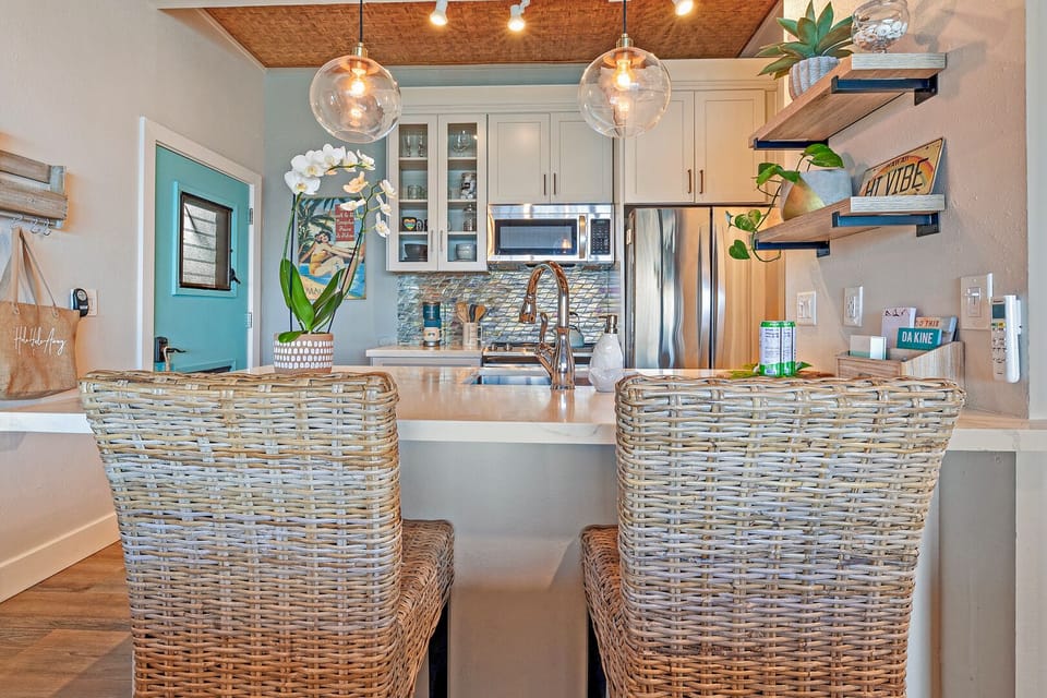 Fully Equipped Kitchen - Cook island-style meals with a view in your modern, fully stocked kitchen.