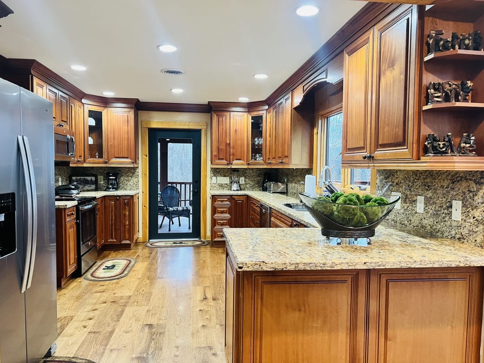 Kitchen/Main Level