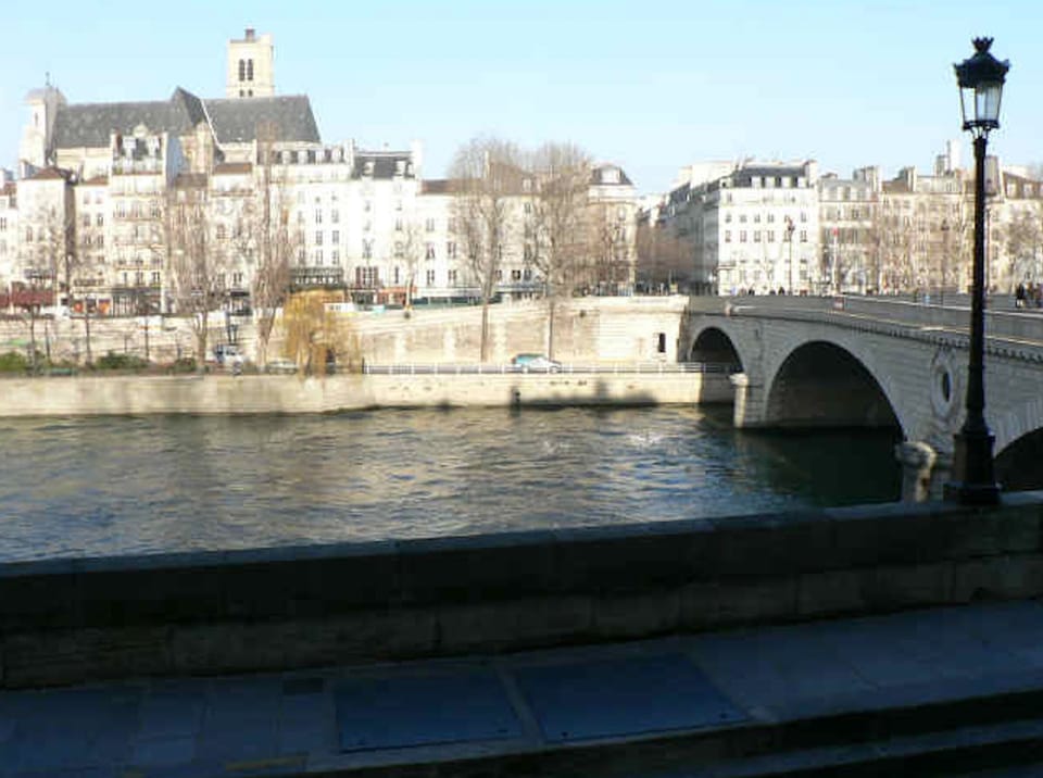 3 BR-2BA Luxury - Ile Saint Louis on the Seine River Apartment in Paris