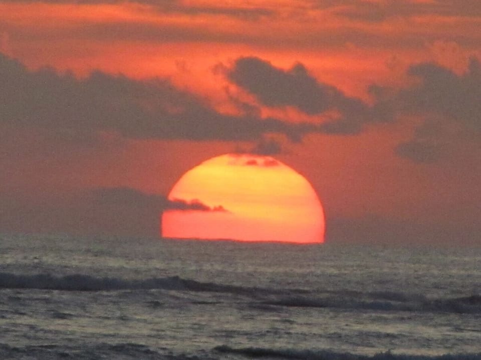 Sunset on Waikiki beach