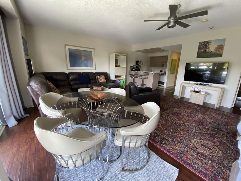 Open and sunny living area