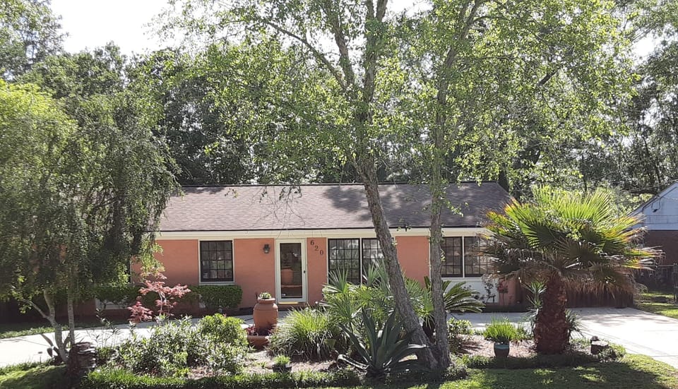 Beautiful Front Garden
