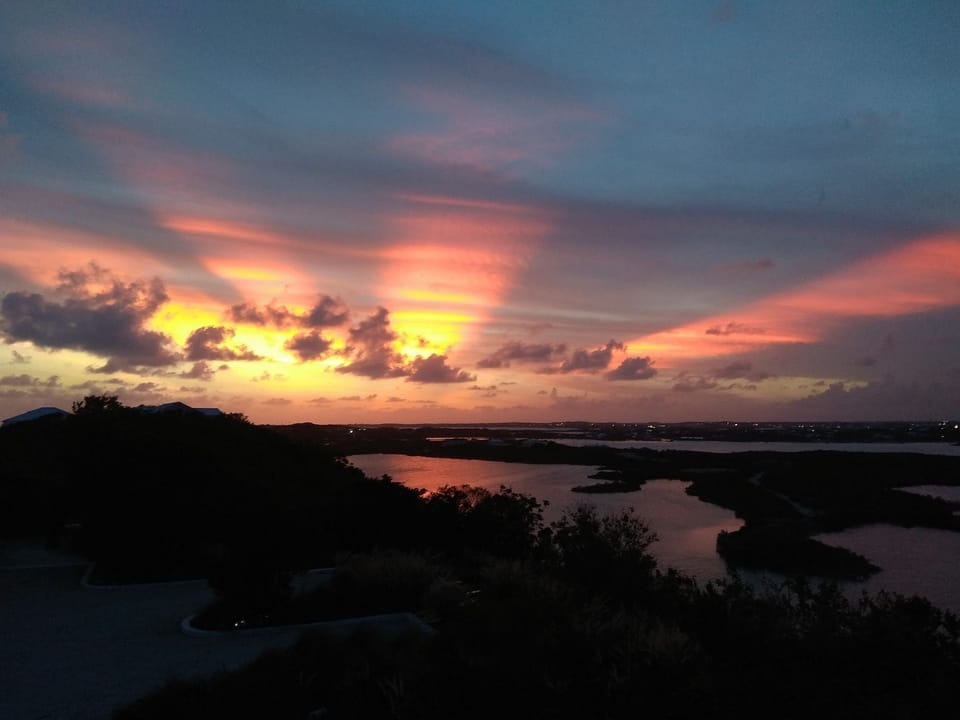 Sunrise Ridge also does Sunsets!