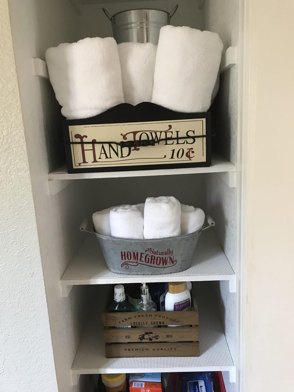 Bathroom amenities