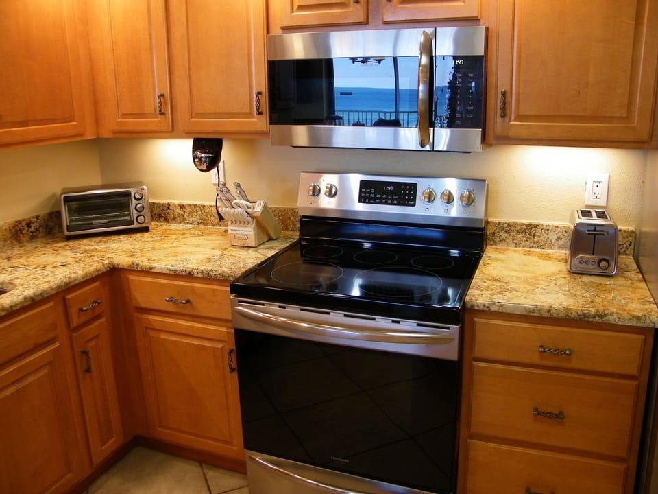 Kitchen, Windward Pointe 601, Orange Beach, Alabama