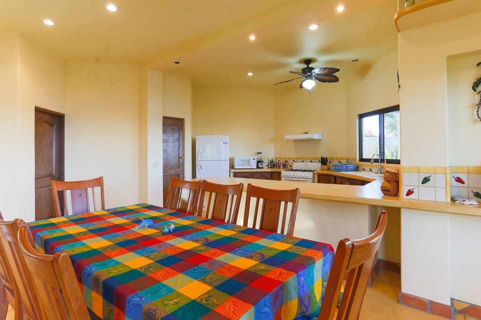6 Chair Dining Room Table