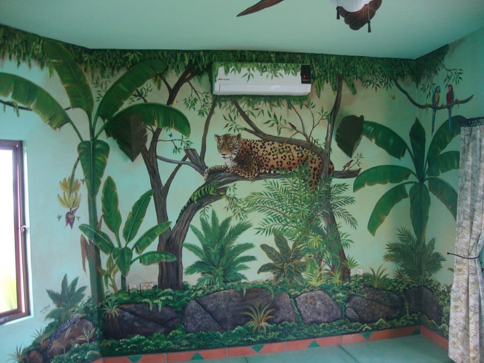 Upstairs Jungle Suite