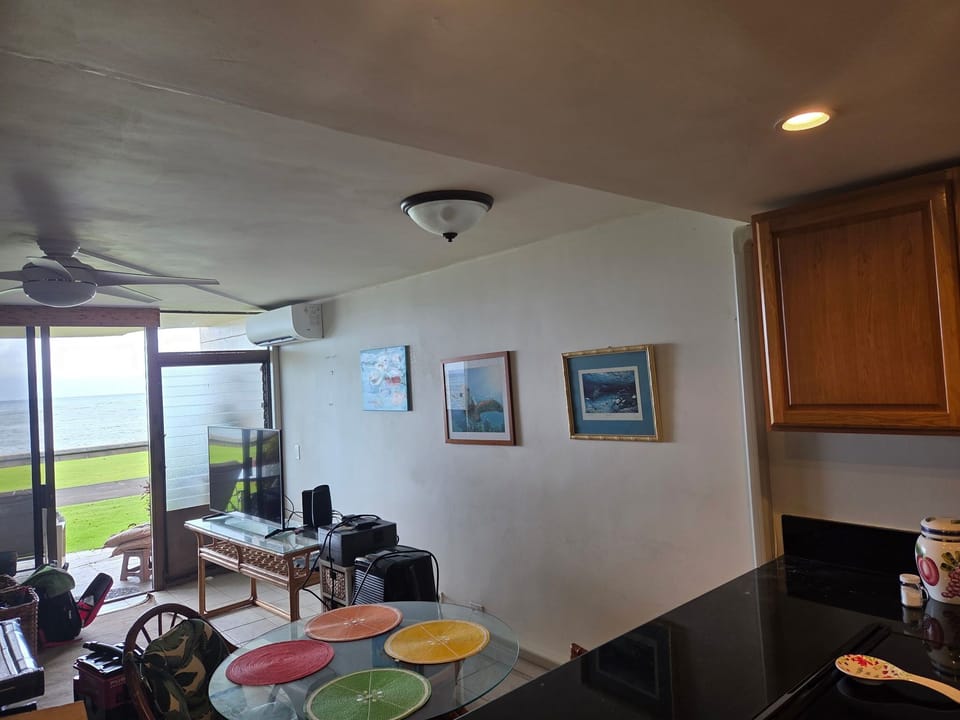 Air conditioning system in living room