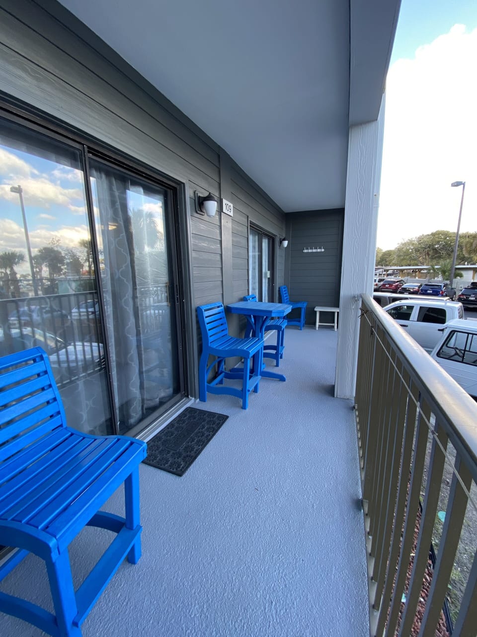 Balcony
