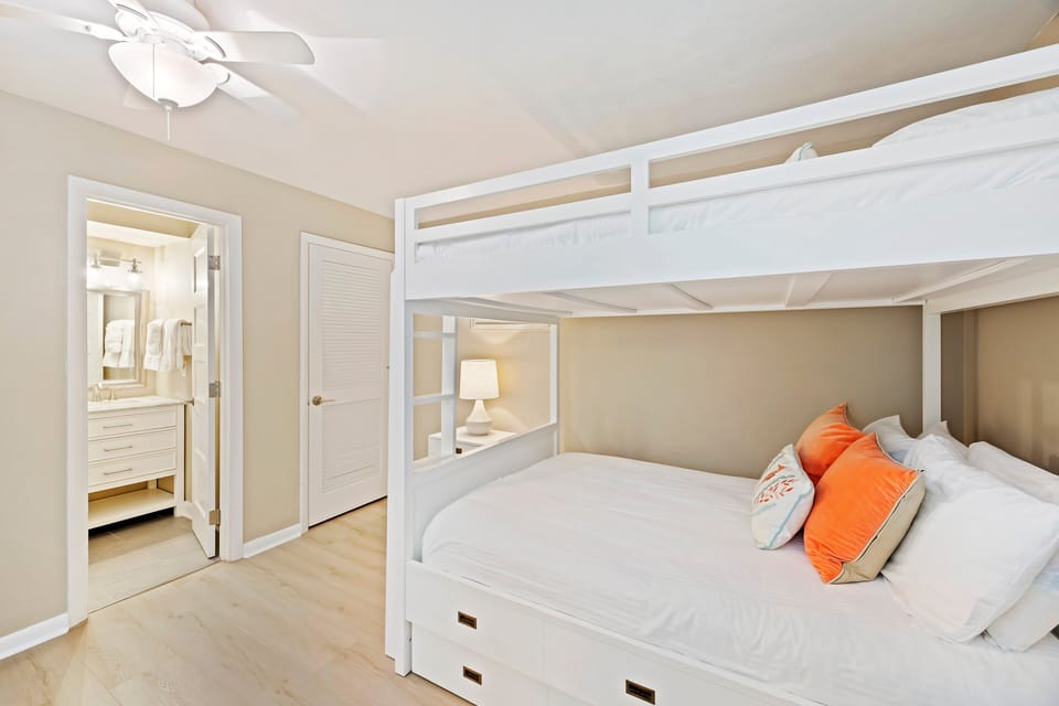 Bedroom 3: Full Size Bunk Beds and Full Size Trundle Bed, TV, Private Bathroom