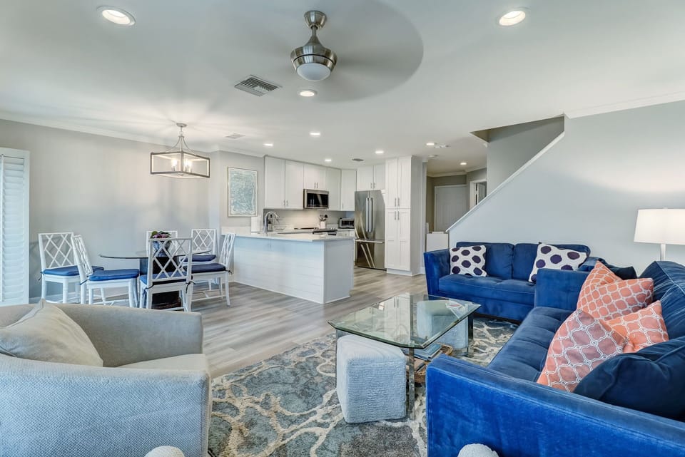 Living , Dinning and Kitchen 