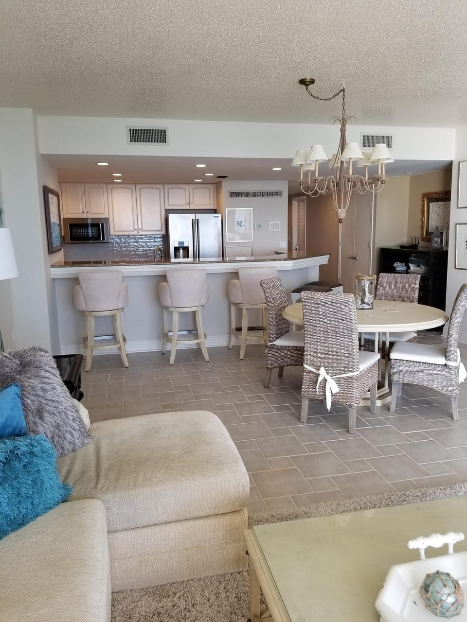 Counter or Table Seating
