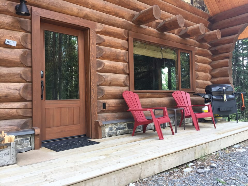 Cabin1 entrance and deck
