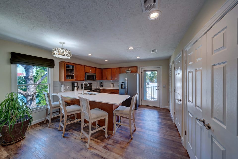 Kitchen Bar