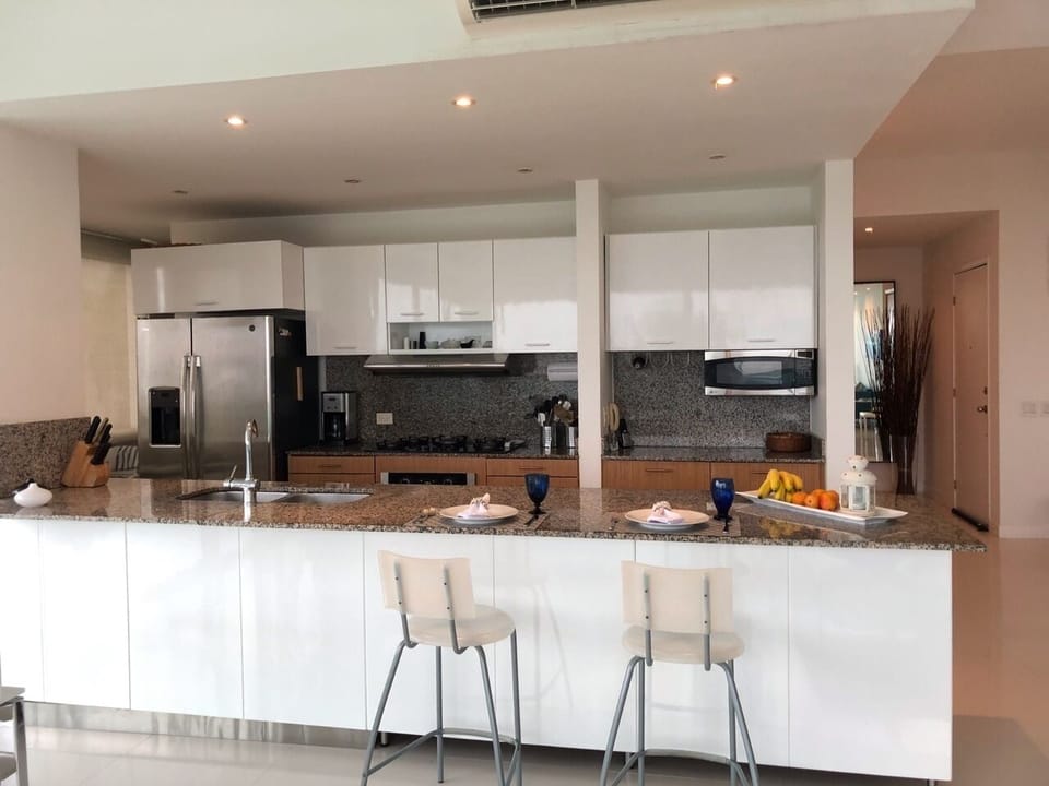 Fully equipped kitchen
