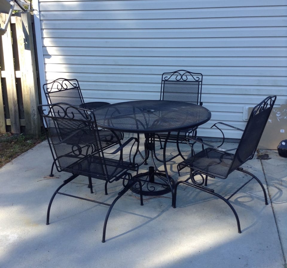 Outdoor table and chairs
