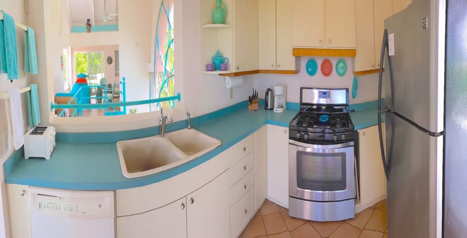 Fully equipped kitchen (Photo taken using fish-eye lens