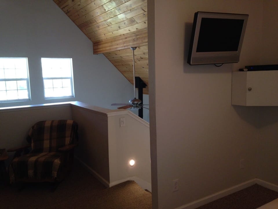 Upstairs bedroom TV.