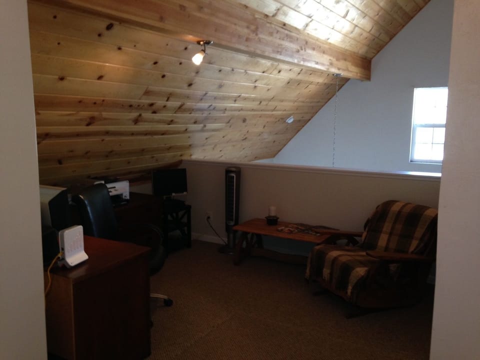 Upstairs sitting room/office.