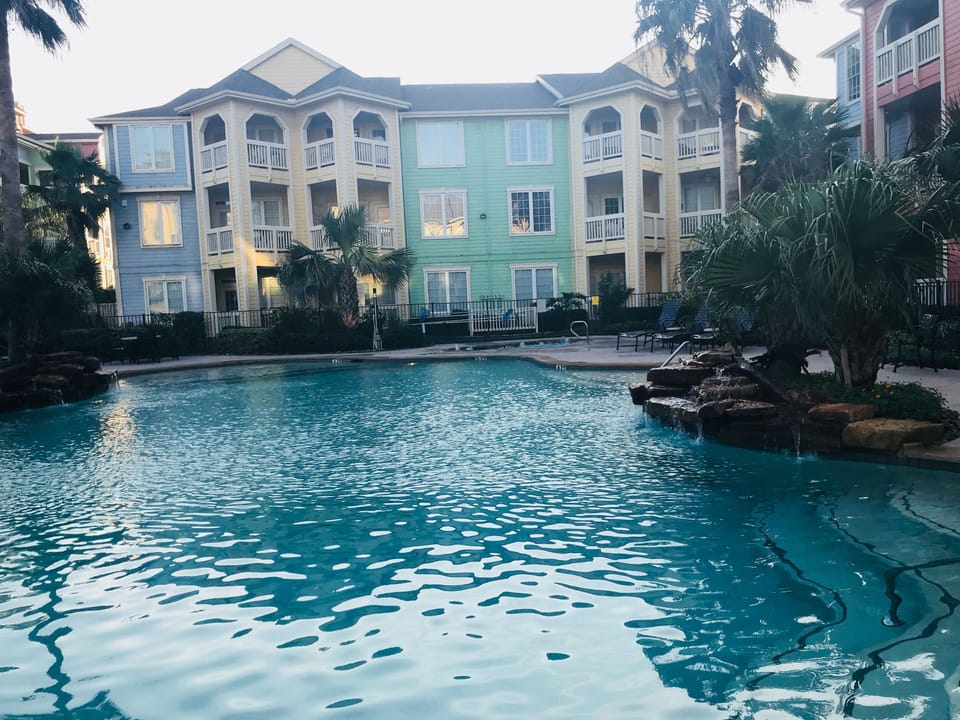 Adjoining pool 2