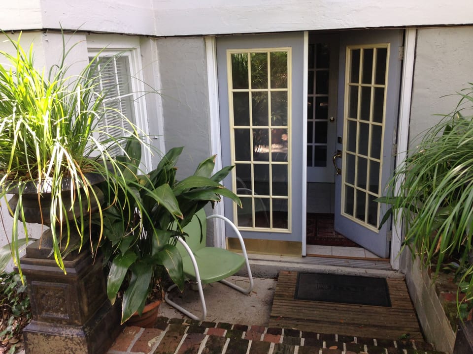 Entrance to "The Private Guest Quarters". 