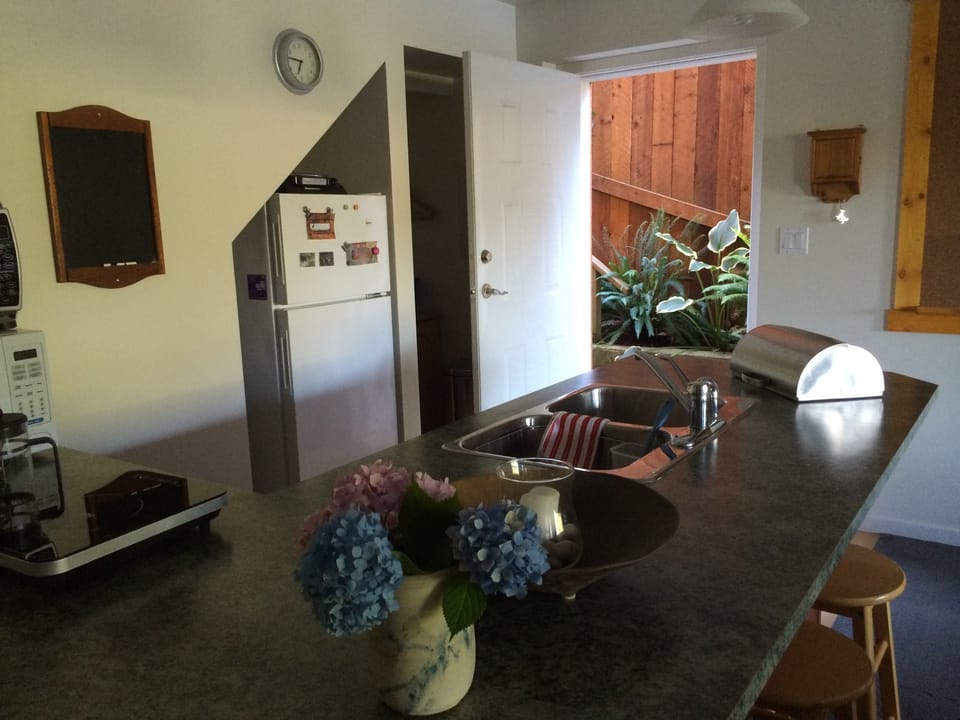 Kitchen and private entrance.