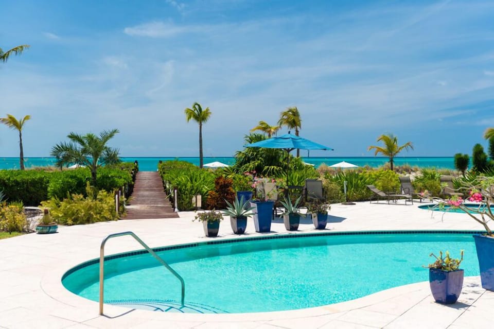 Pool and walkway to beach