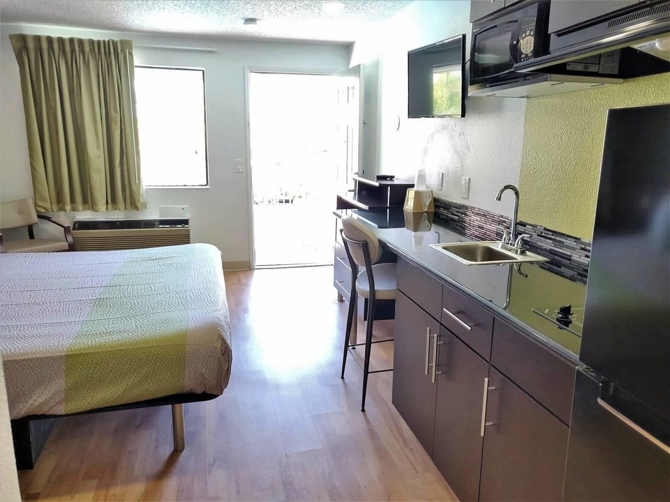 Desk, blackout drapes, iron/ironing board, free WiFi