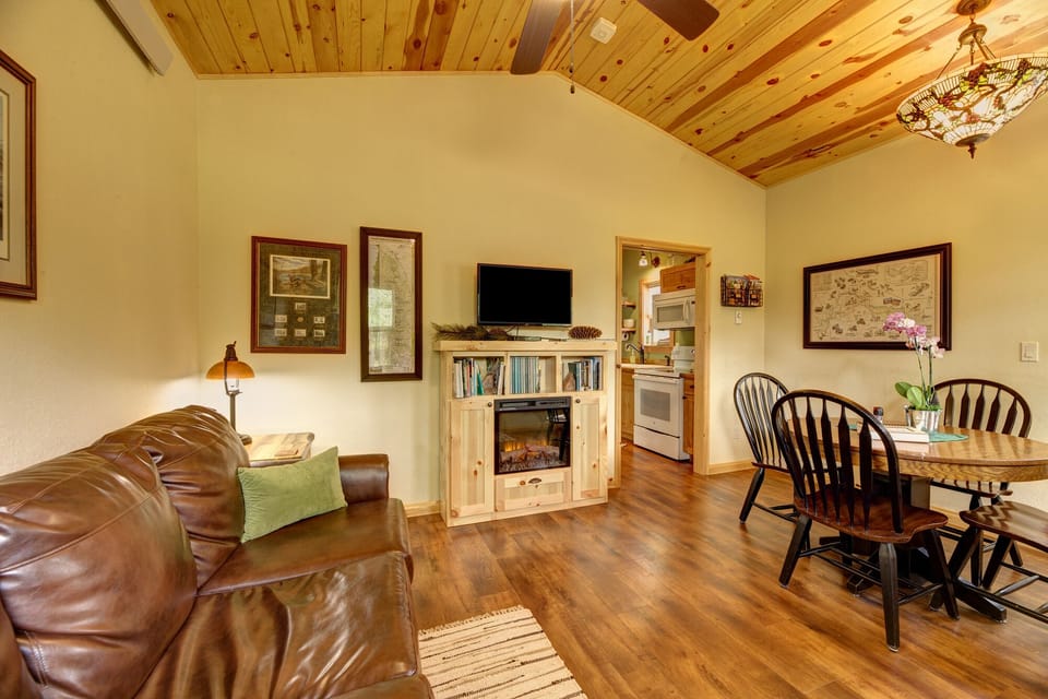 7787A20living20dining20fireplace