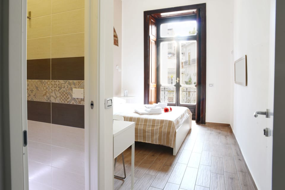 Deluxe Double Room | Egyptian cotton sheets, premium bedding, desk, laptop workspace