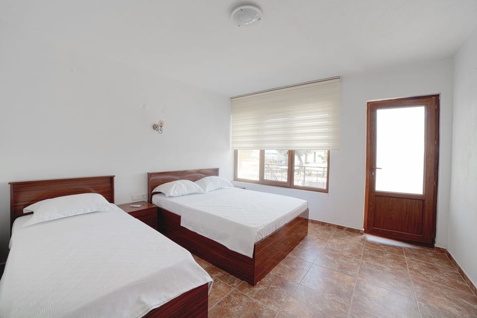 Standard Room | Free WiFi