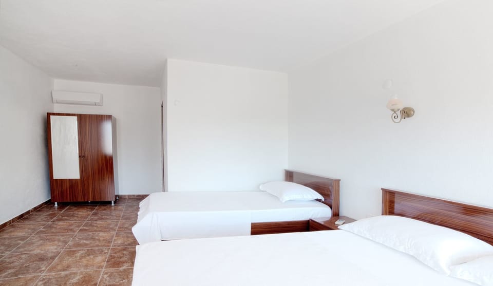 Standard Room | Free WiFi