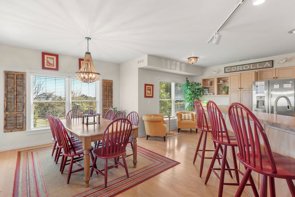 WR5E: Dune Time | Dining Area