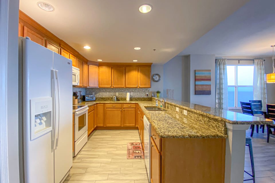 Full Size Kitchen