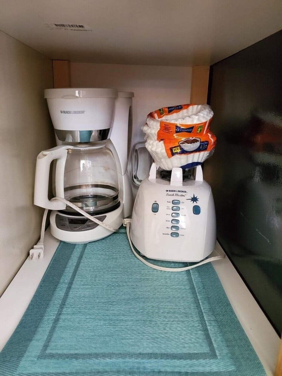 Additional Coffee Maker and Blender (Keurig Coffee Maker on Counter)
