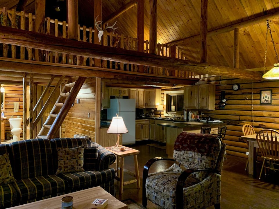 Looking from LR into kitchen