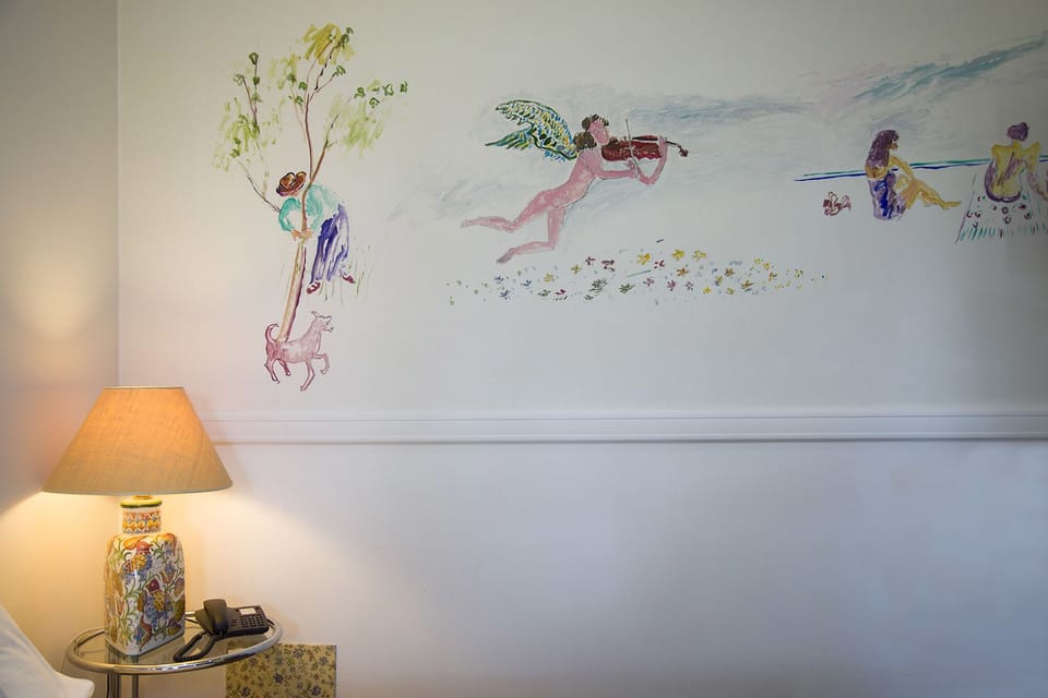 Superior Double Room | Minibar, individually decorated, individually furnished, desk