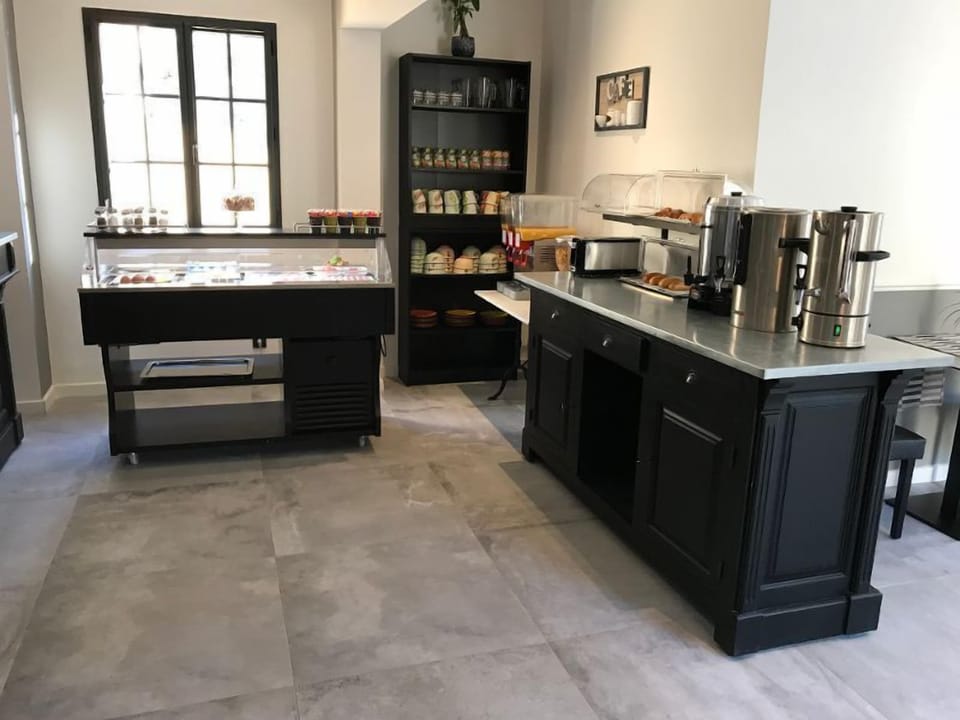 Standard Double Room, Ensuite, Pool View (1er étage) | Restaurant