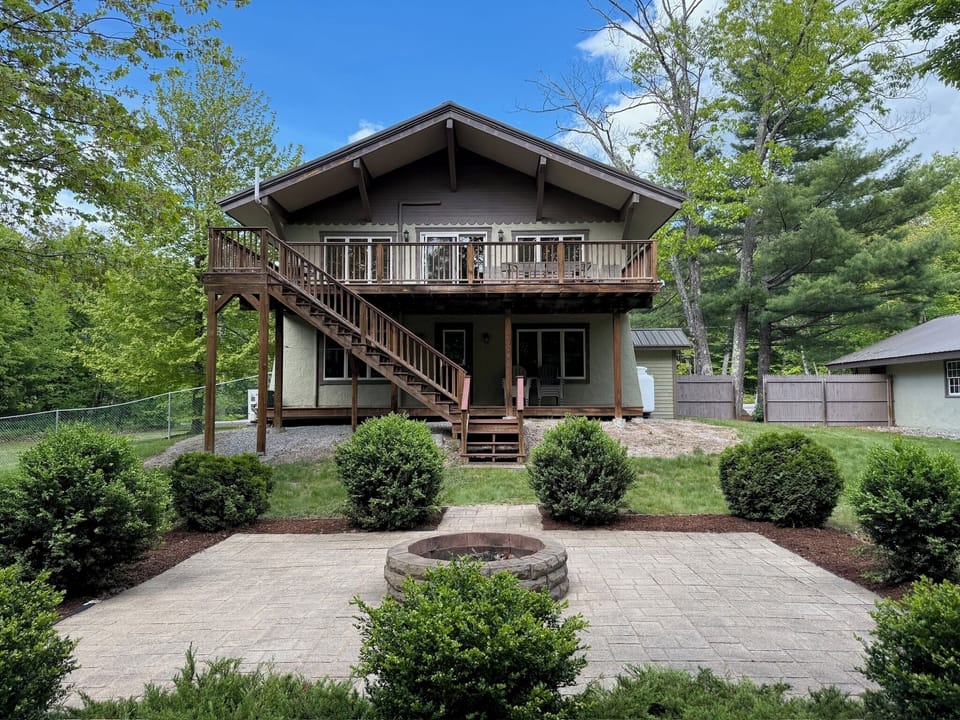 Firepit Patio & Deck