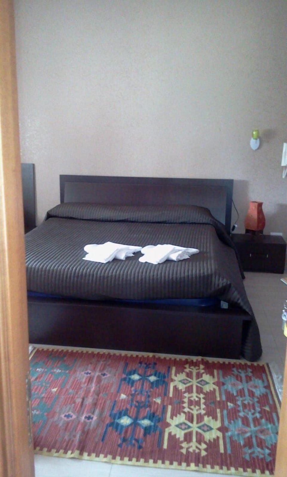 Deluxe Double Room | Desk, free WiFi, bed sheets