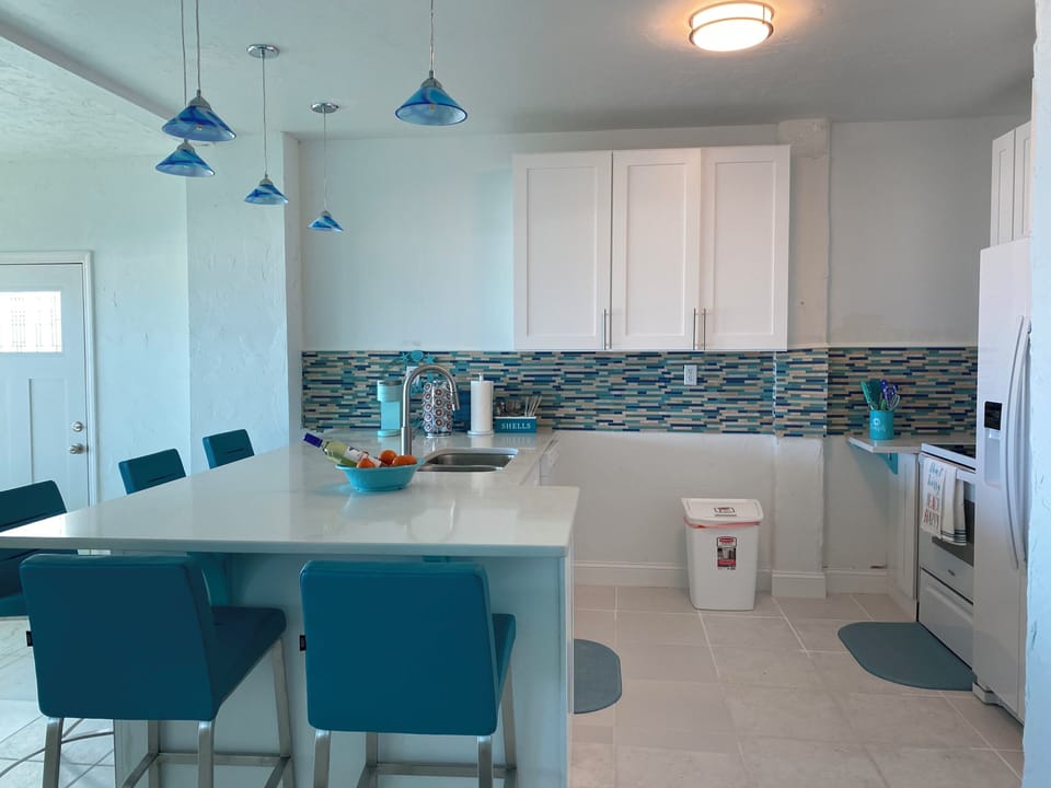 Kitchen overlooking the beach