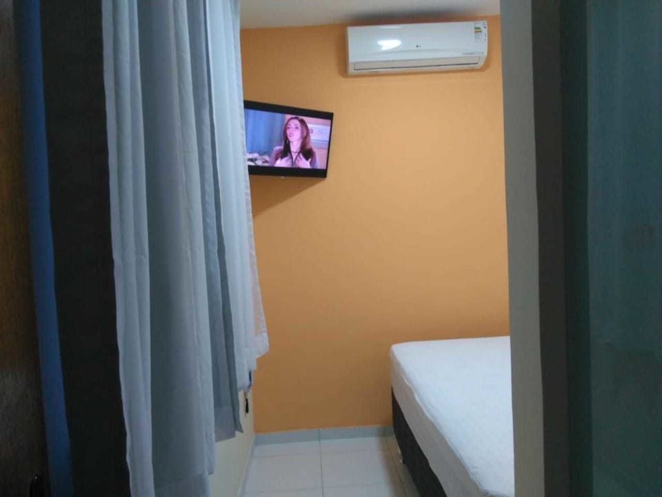 Room, 1 Double Bed | Free WiFi, bed sheets