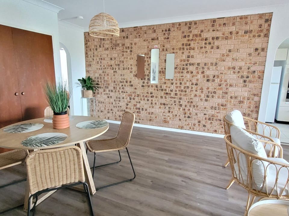 Superior Apartment, 2 Bedrooms, Ocean View, Beachside | Living area | Flat-screen TV