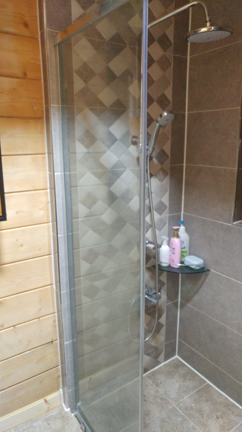 Family Duplex (4) | Bathroom shower