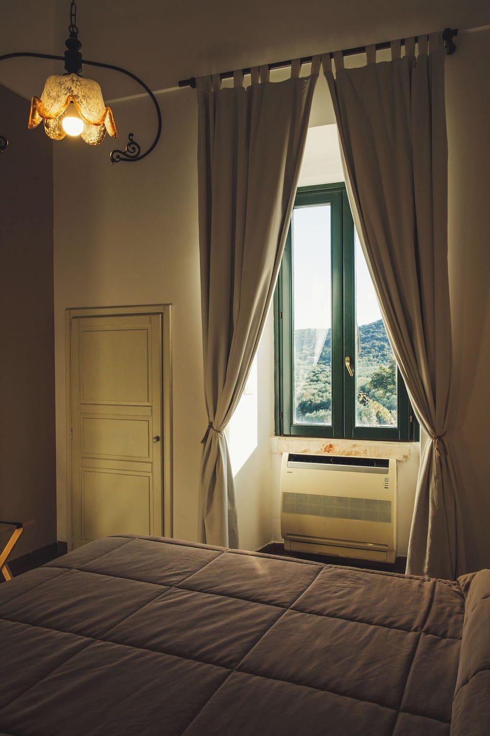 Junior Suite | Egyptian cotton sheets, premium bedding, down comforters, minibar