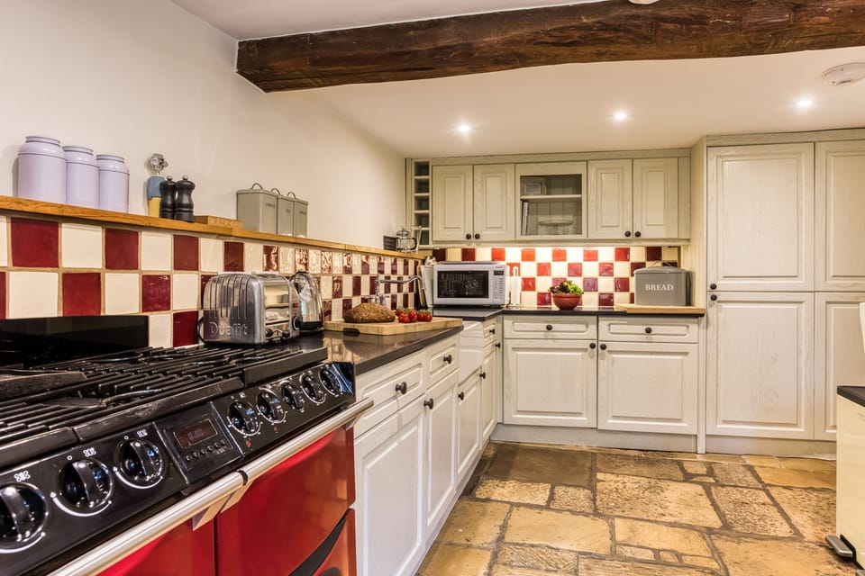 Flagstone flooring in the kitchen