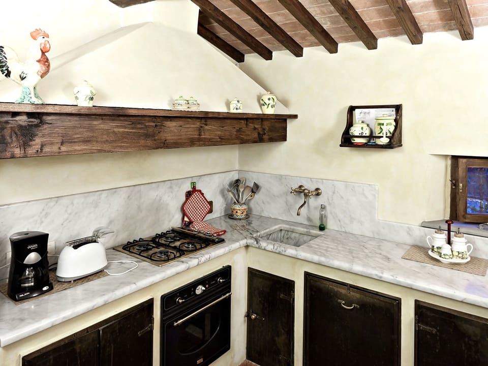 Villa, 2 Bedrooms | Private kitchen | Full-size fridge, microwave, oven, stovetop