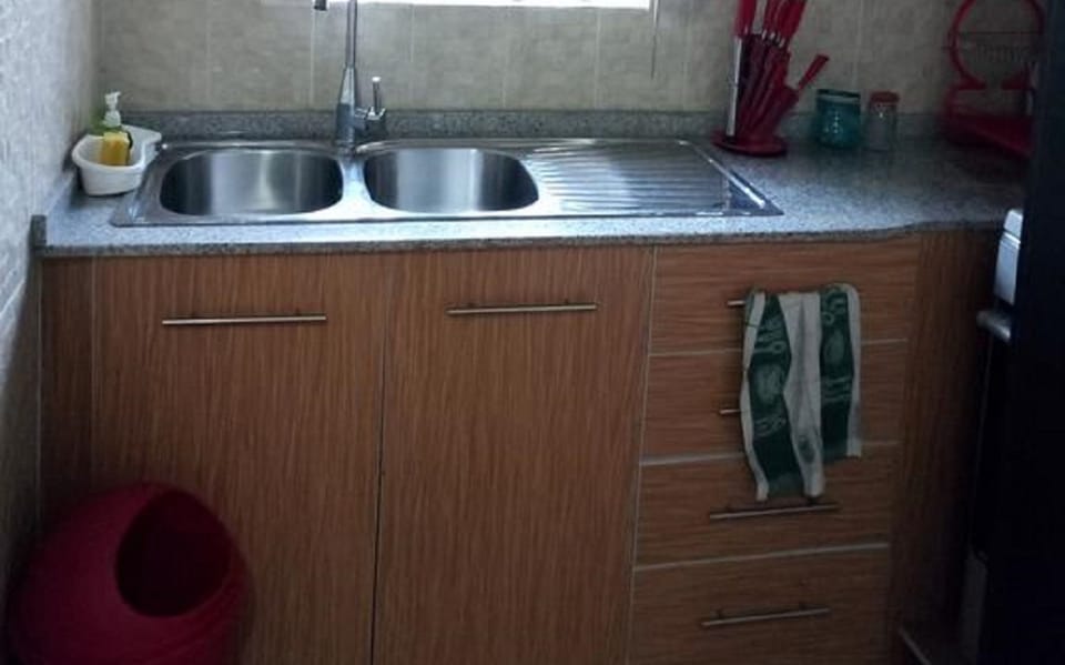 Luxury Apartment, 1 Bedroom | Private kitchen | Fridge, microwave, oven, stovetop